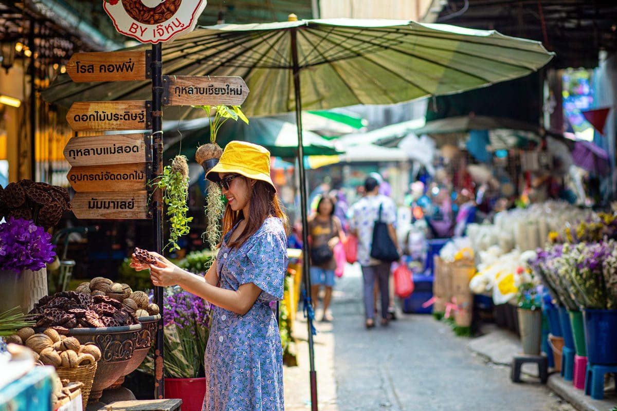 Bangkok-Pak Khlong Talat - Tourism Authority of Thailand
