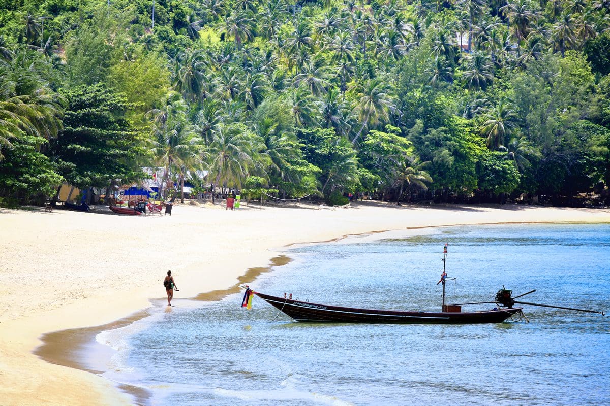 Chaloklum Beach, Koh Phangan - Tourism Authority of Thailand