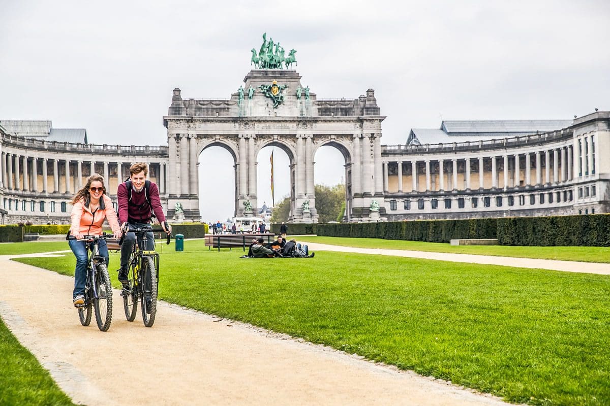 Cycling through Jubelpark - Visit Brussels/Eric Danhier