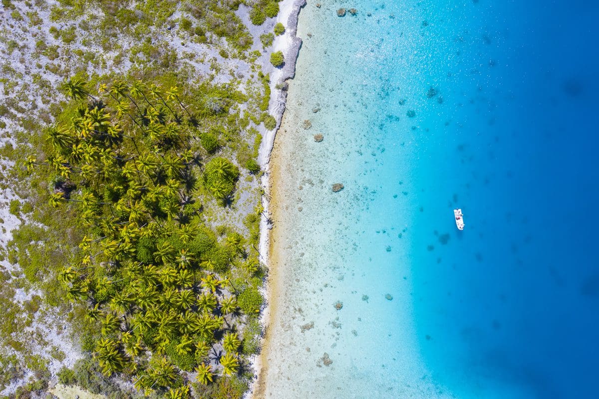 Drone aerial view, Fakarava - Tahiti Tourisme/Jim Winter