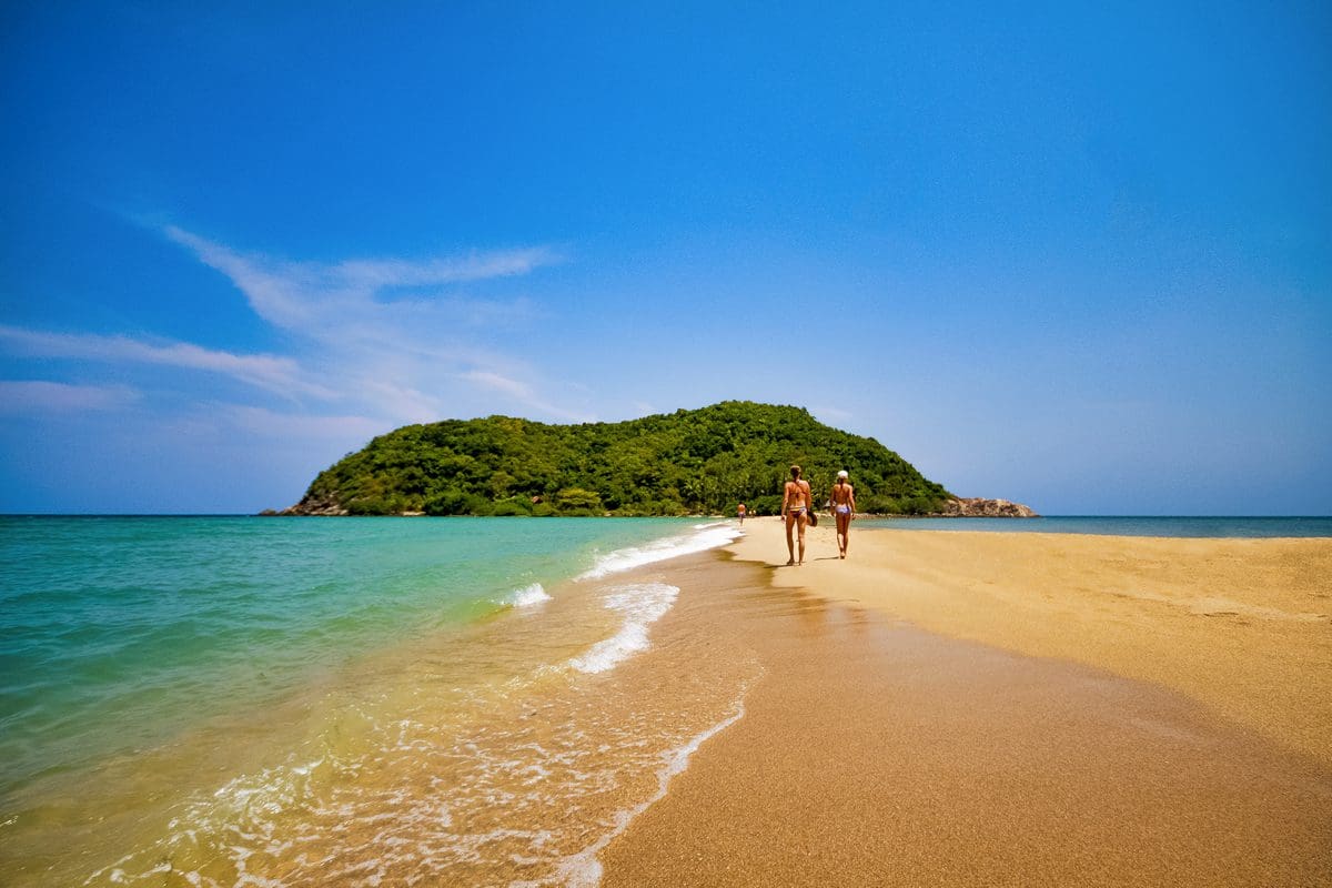 The golden sands of Koh Phangan - Tourism Authority of Thailand