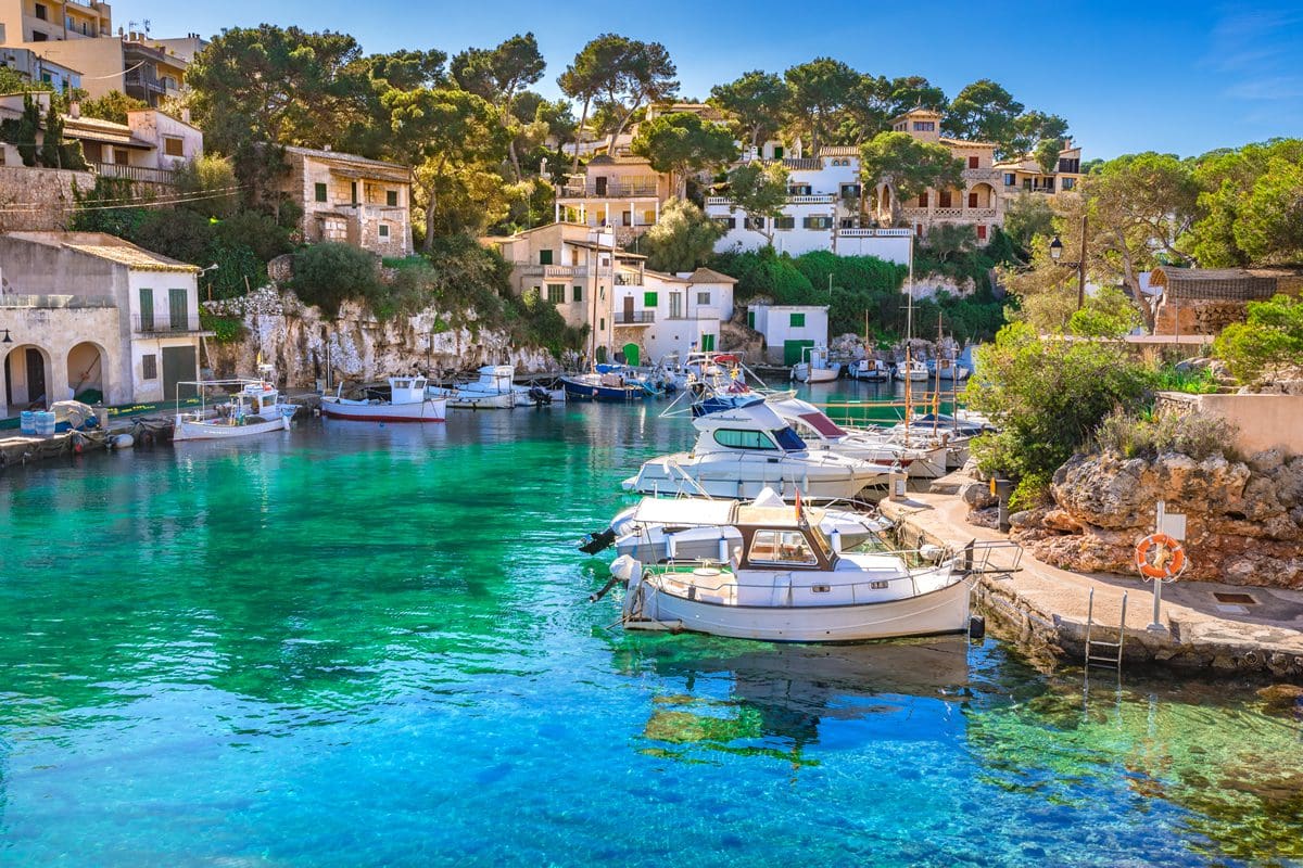 Idyllic fishing village of Cala Figuera, Majorca
