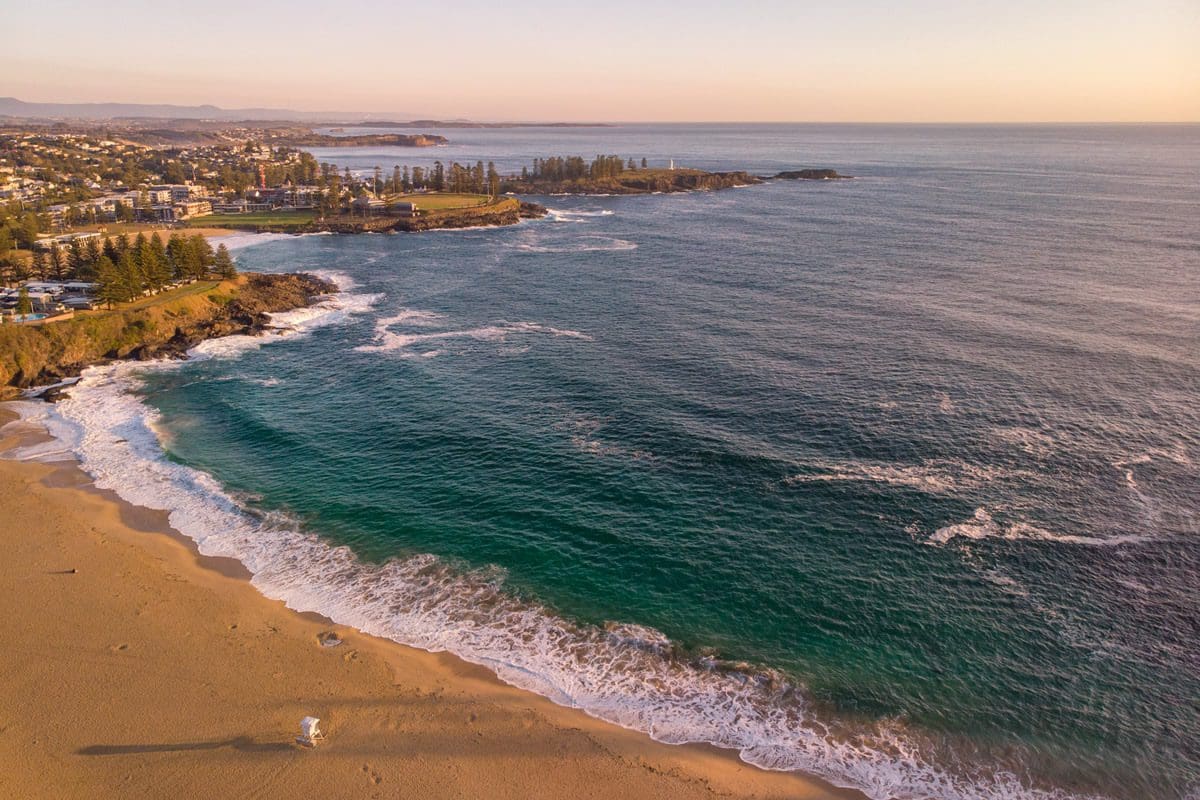 Coastal town of Kiama, south of Sydney, NSW - Tourism Australia