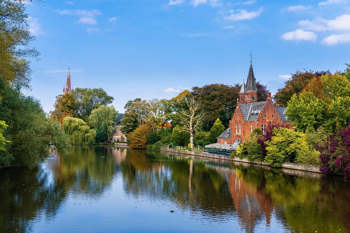 Love Lake in Minnewaterpark, Bruges