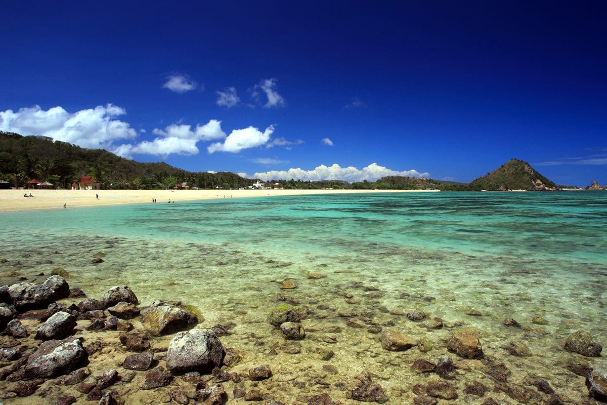 Pantai Kuta, Lombok - Indonesia Tourism/Setiadi Dermawan