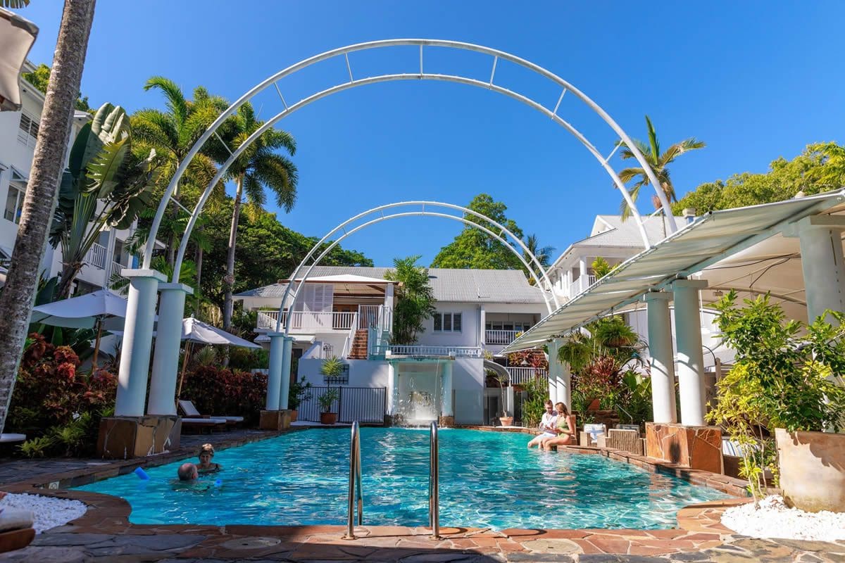 Reef House Hotel pool, Brisbane - Tourism Australia