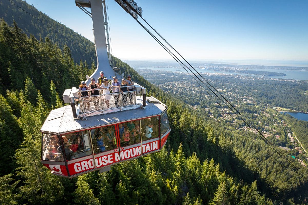 Skyride Gondola on Grouse Mountain - Destination BC