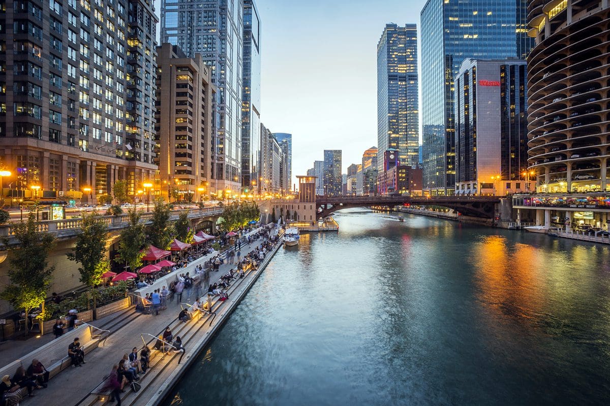 Chicago Riverwalk on a summer's evening - Illinois Office of Tourism