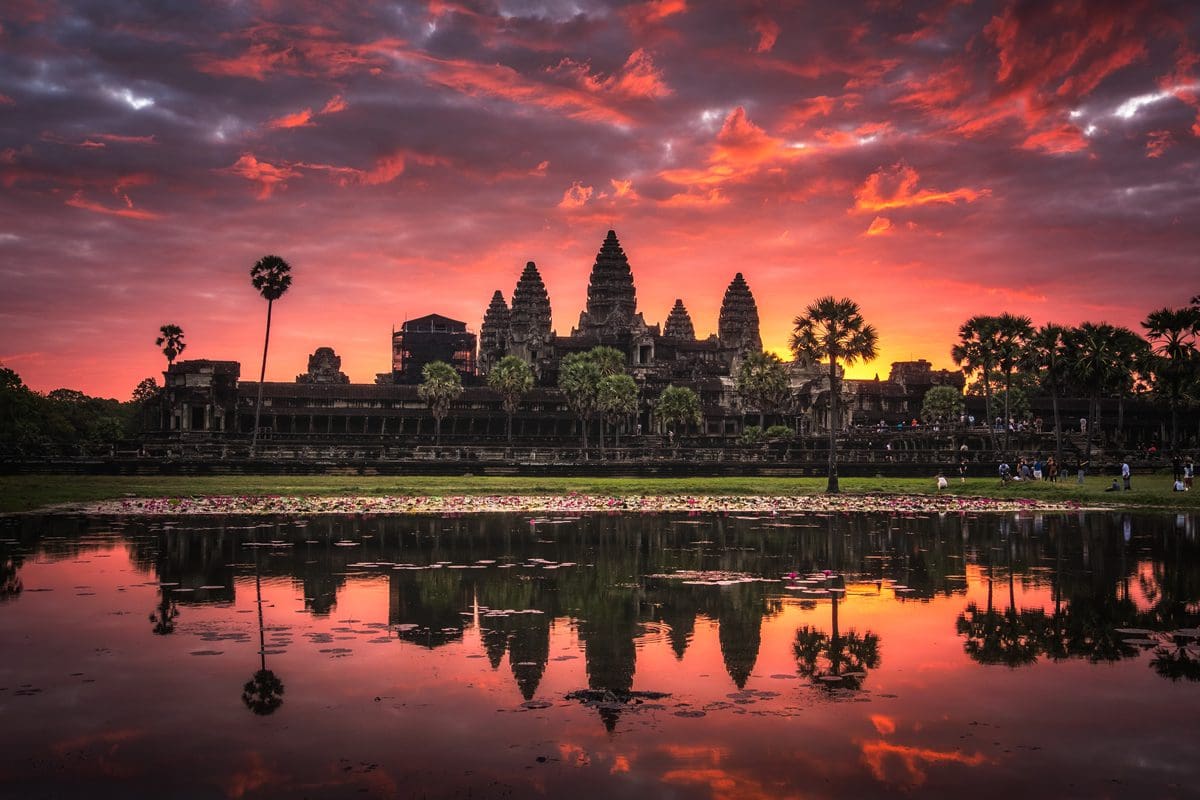 Sunrise over the UNESCO site of Ankor Wat, Siem Reap, Cambodia