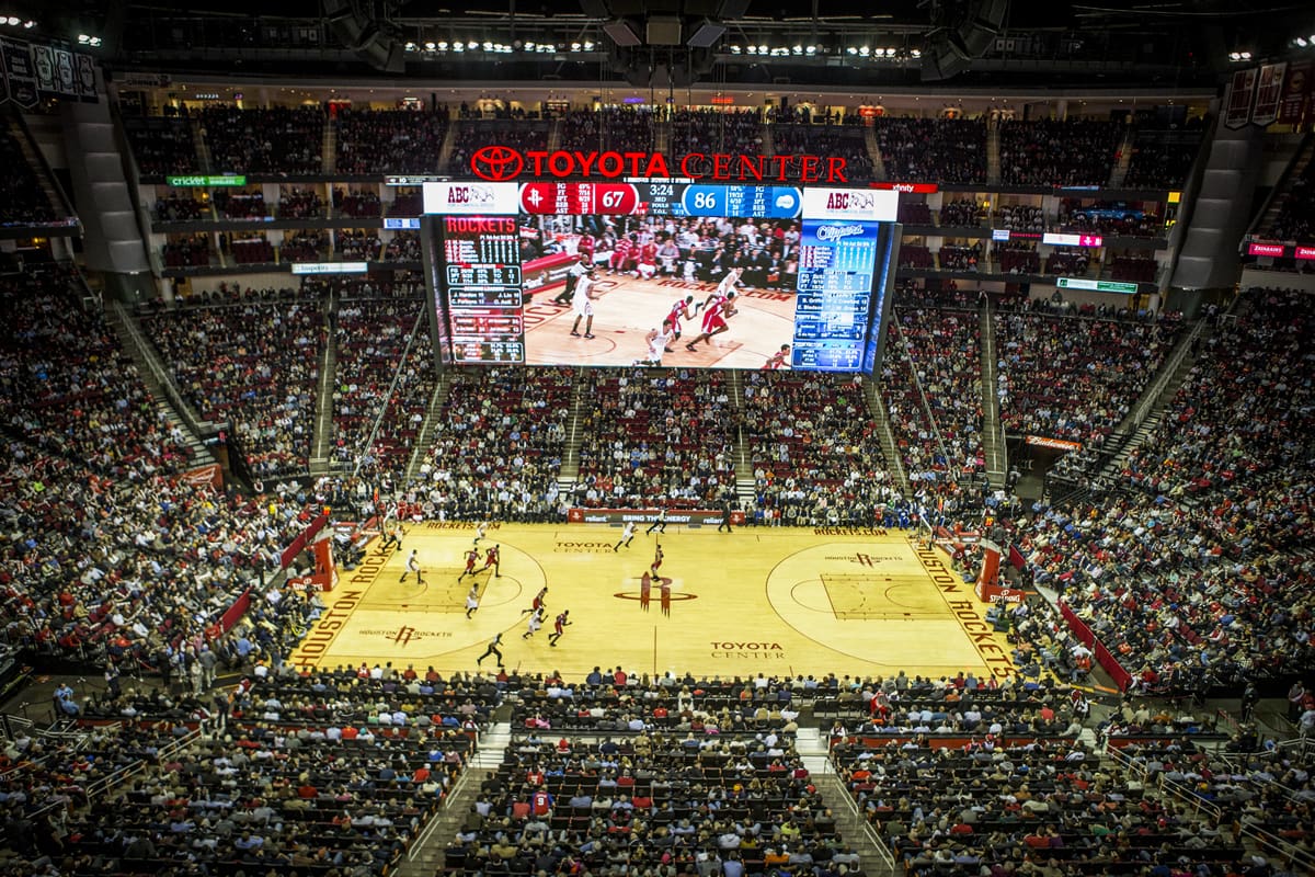 Toyota Center in Houston, Texas, during a Houston Rockets basketball game - Brand USA