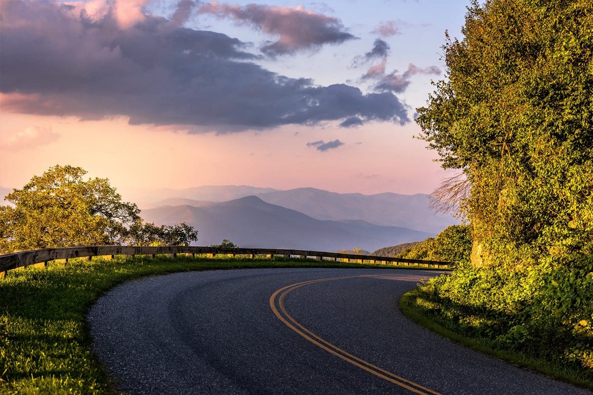 Driving the Blue Ridge Parkway in Virginia - Capital Region USA