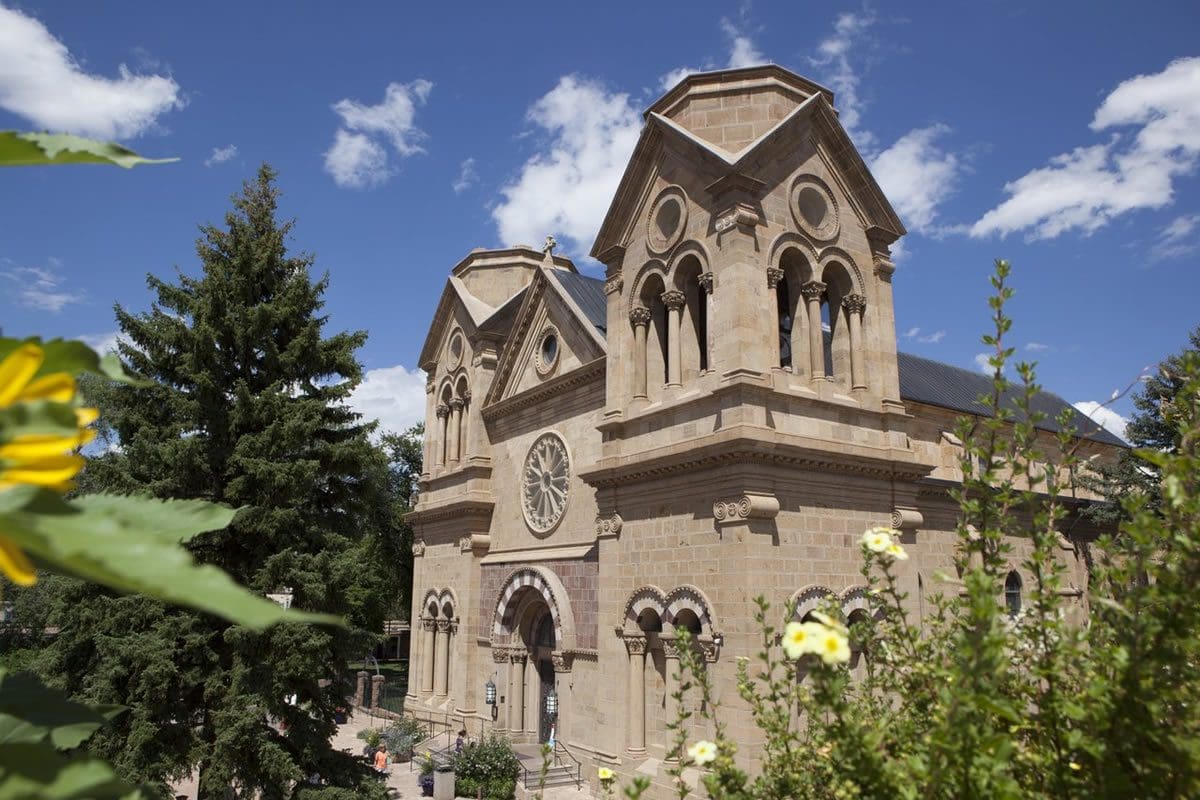 Cathedral Basilica St Francis of Assisi - Tourism Sante Fe New Mexico