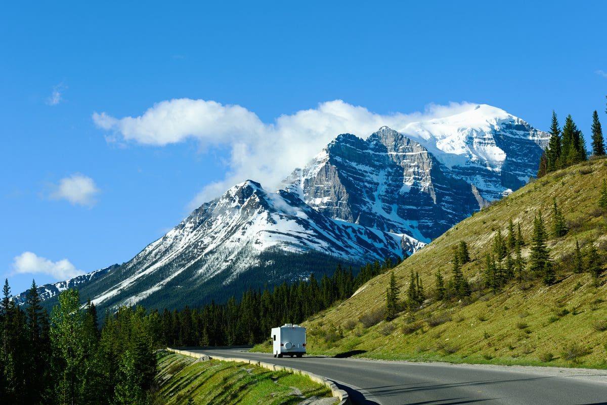 Motorhome driving in Banff