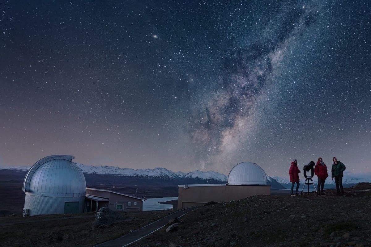 Stargazing in Tekapo, Canterbury - Tourism New Zealand/Julian Apse