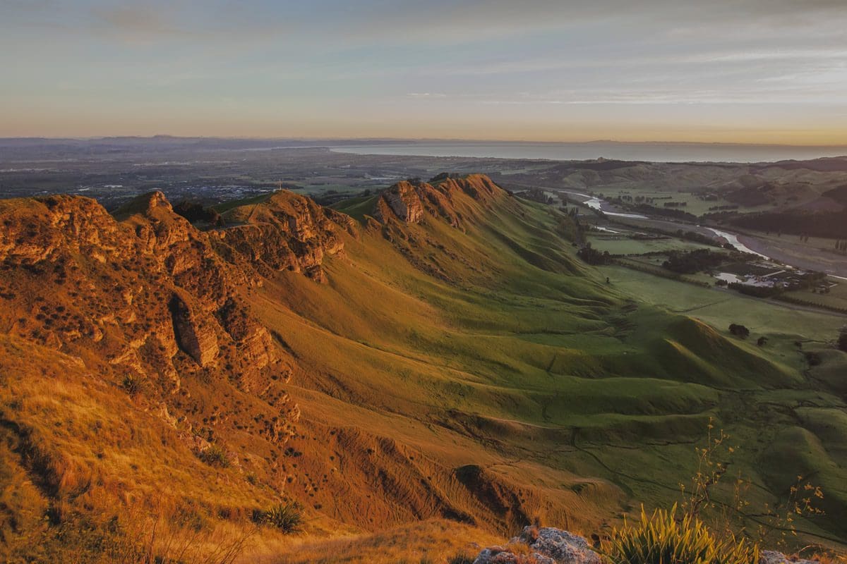 Sunrise over Te Mata Peak - Hawkes Bay Tourism/Kirsten Simcox
