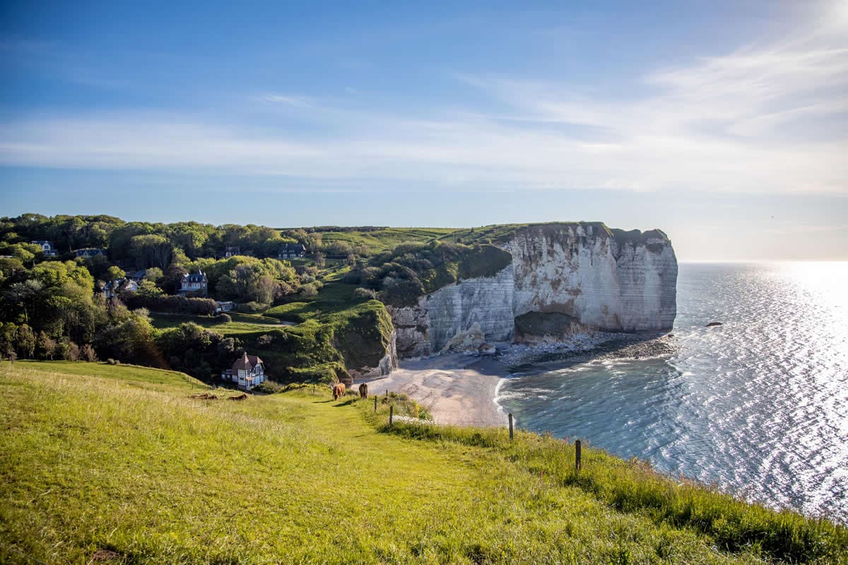 Cliffs of the Alabaster Coast - Normandy Tourism/Valentin Pacaut/The Explorers