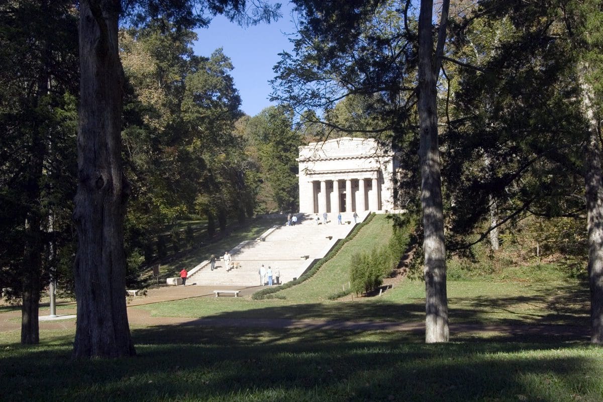 Abraham Lincoln Birthplace National Historical Park - Kentucky Tourism