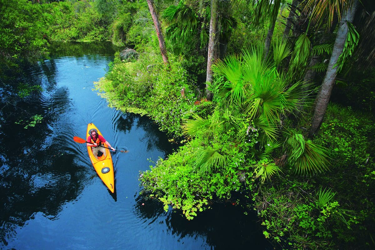 Kayaking solo - Lee County Visitor Convention Bureau/The Beaches of Fort Myers & Sanibel