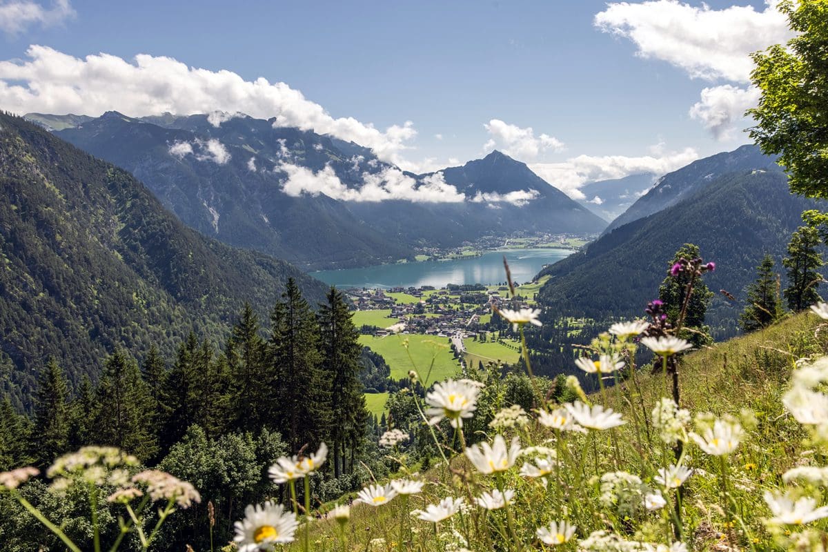 Pertisau on Lake Achen - Achensee Tourismus