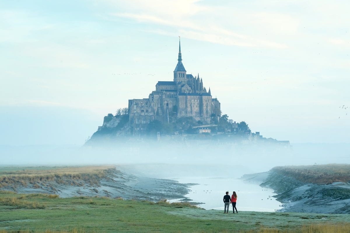 Mont Saint Michel in the fog - Tourisme Bretagne/Emmanuel Berthier