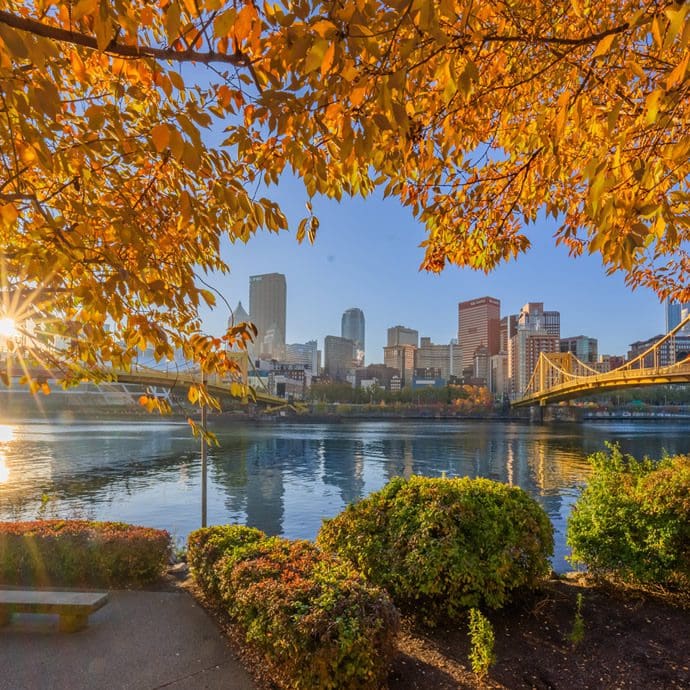 Skyline, North Shore view in fall - Visit Pittsburgh/Dave Dicello Skyline, North Shore view in fall - Visit Pittsburgh/Dave Dicello