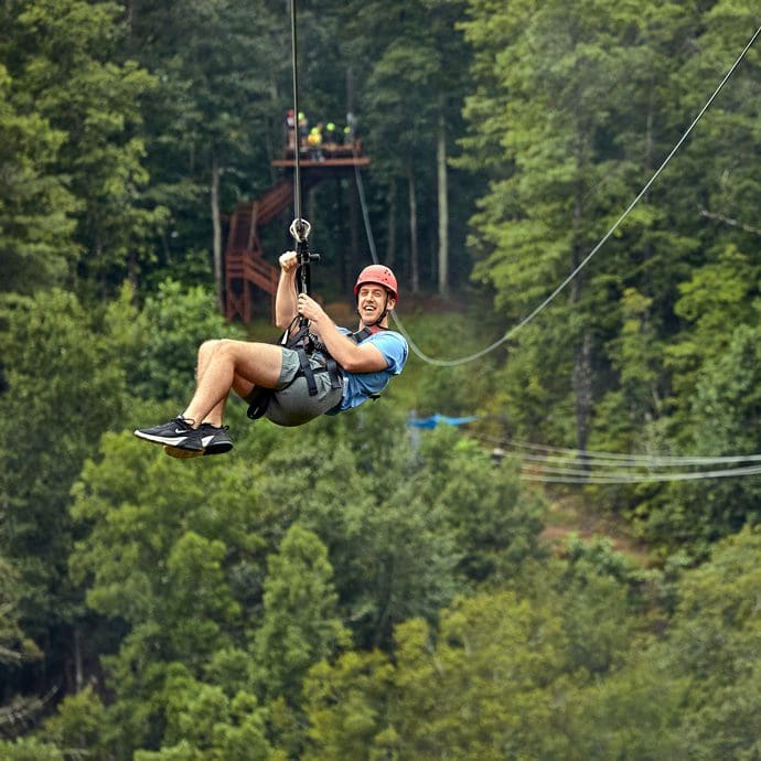 Ziplining in Campton's Cliffview Resort - Kentucky Resort Ziplining in Campton's Cliffview Resort - Kentucky Resort