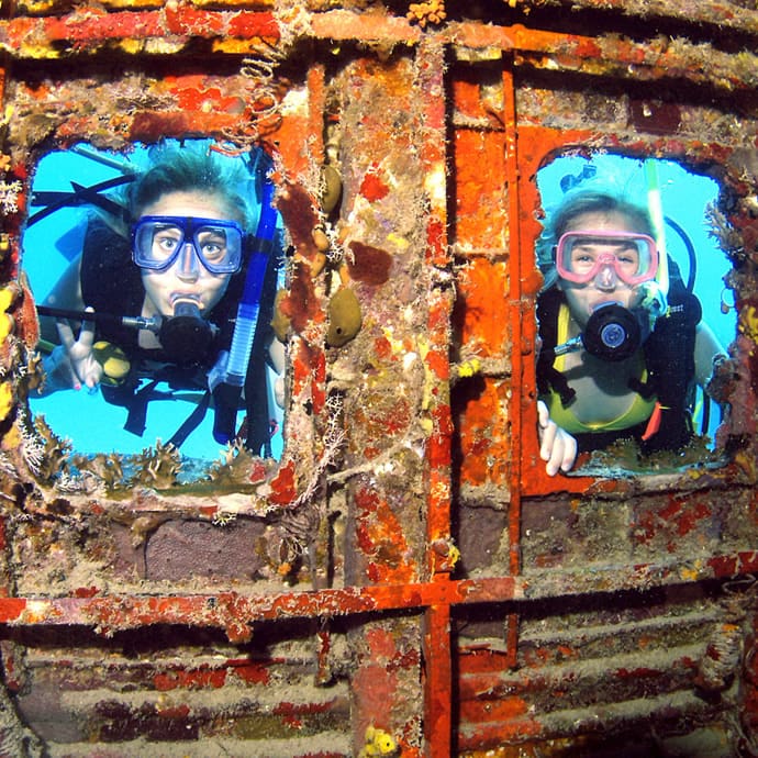 Coral Gardens Wreck - BVI Tourism Coral Gardens Wreck - BVI Tourism