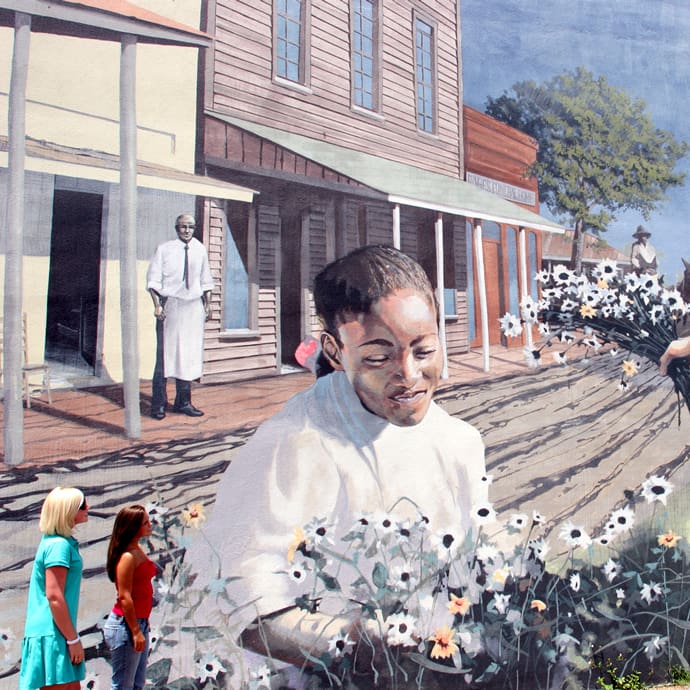 Dothan mural "Girl With Flowers" - Alabama Tourism/Jeff Greenberg Dothan mural "Girl With Flowers" - Alabama Tourism/Jeff Greenberg