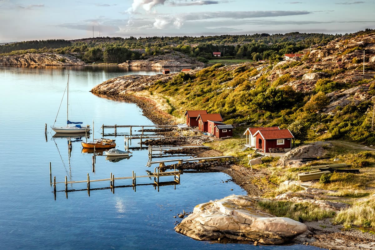 Kämpersvik, harbour town on Sweden's west coast - imagebank.sweden.se/Per Pixel Petersson