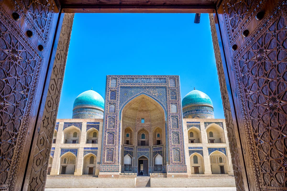 Mir I Arab Madrassa, Uzbekistan