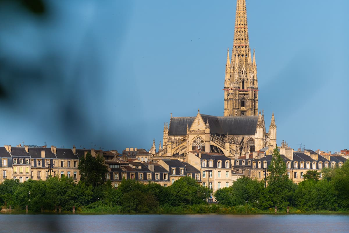 Saint Michel Basilica view - Bordeaux Tourism/Vincent Bengold