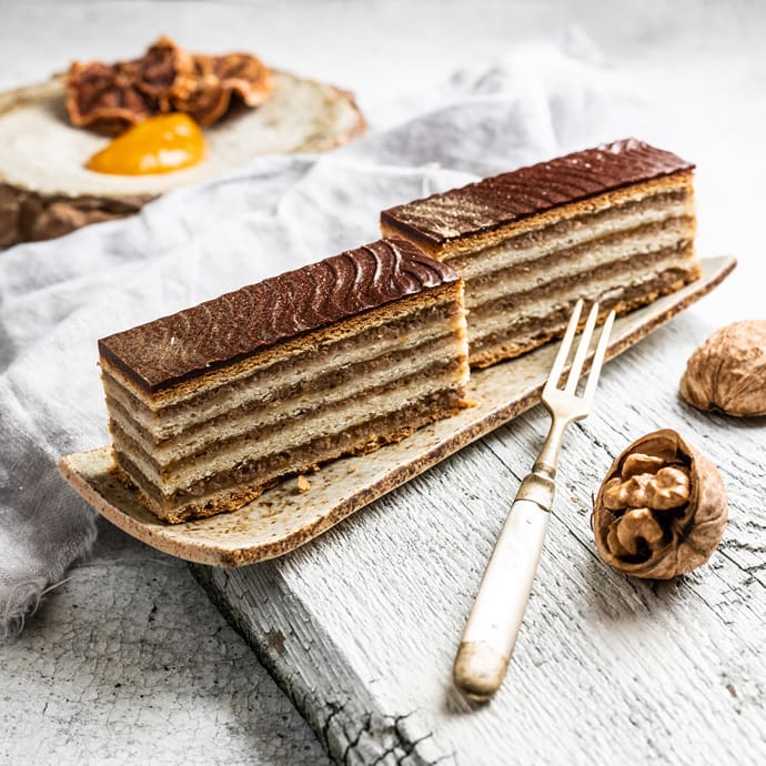 Zserbó cake - Visit Hungary Zserbó cake - Visit Hungary