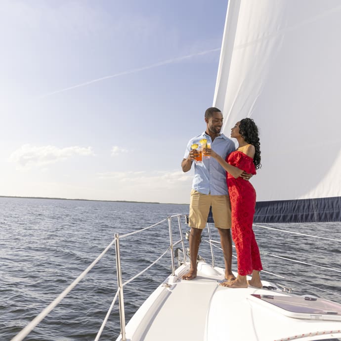 Couple on a romantic sailing trip – Punta Gorda/Englewood Beach Visitor & Convention Bureau