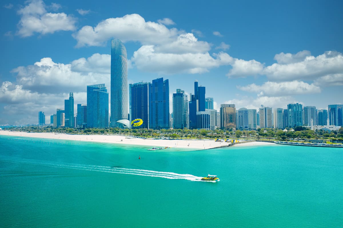 Abu Dhabi parasail - Department of Culture and Tourism Abu Dhabi