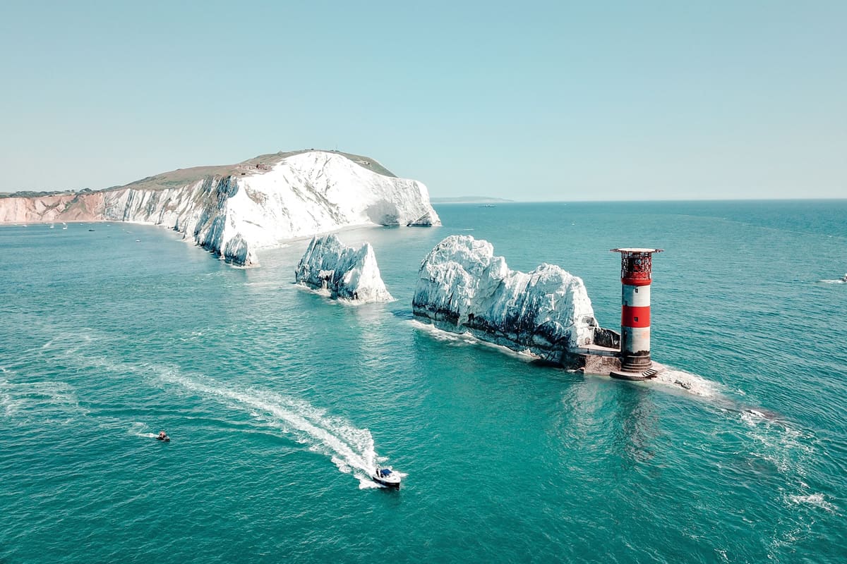 The Needles, Isle of Wight, Visit Britain/Elliot Harwood