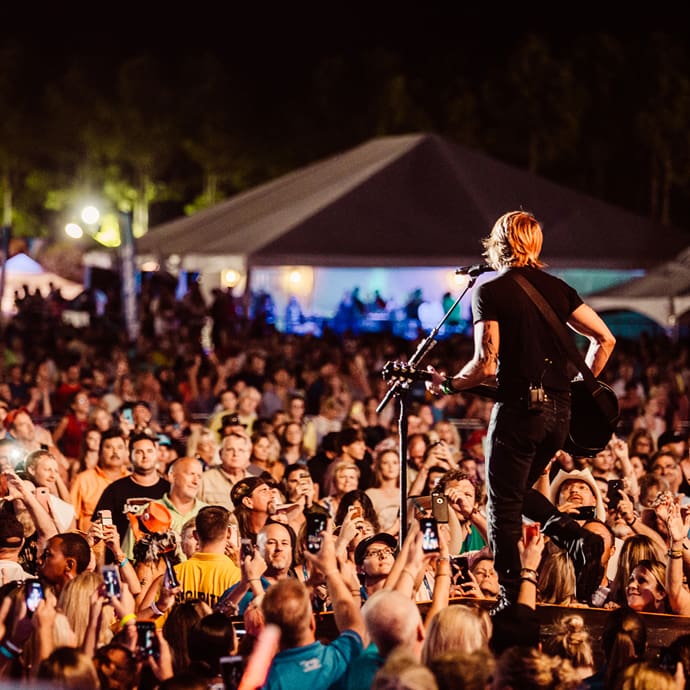 Keith Urban performing at the Gulf Coast Jam Festival – Visit Panama City Beach